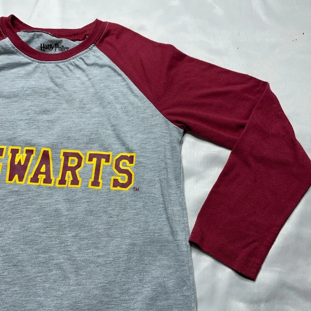 Harry Potter Hogwarts T-Shirt Kids Girls 14 Burgundy Gray Graphics Raglan Sleeve